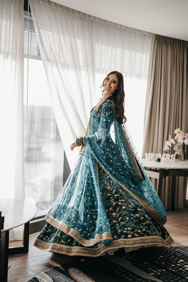 velvet lehnga