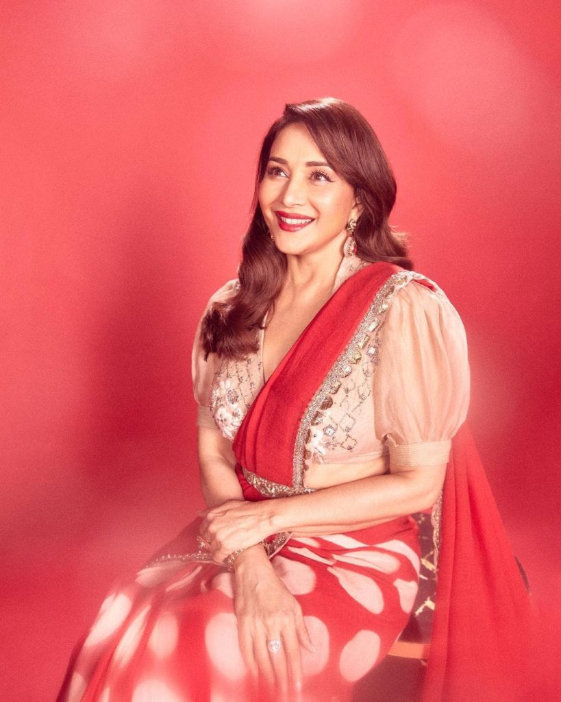 madhuri dixit in polka dot saree