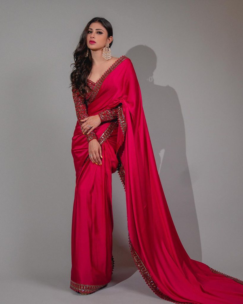 mouni roy