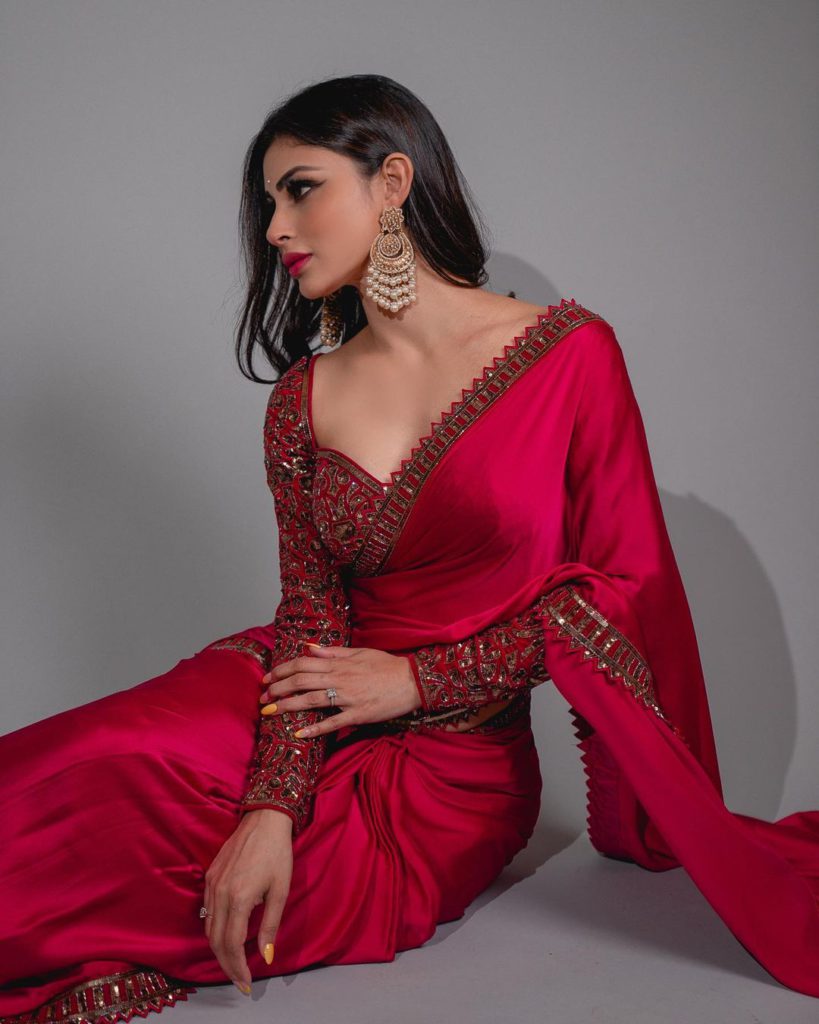 mouni roy