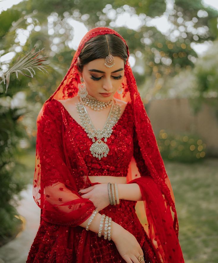 red lehenga