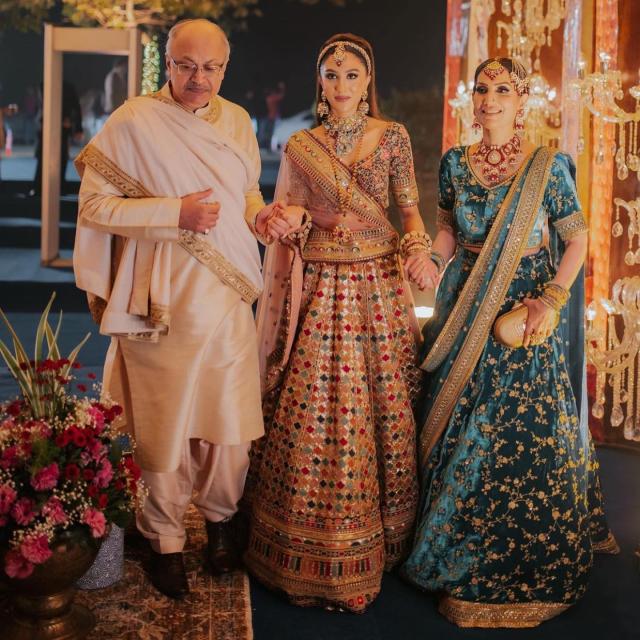 sabyasachi lehenga