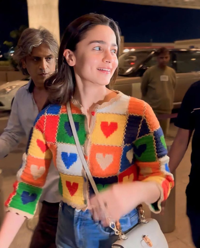 Alia's airport look
